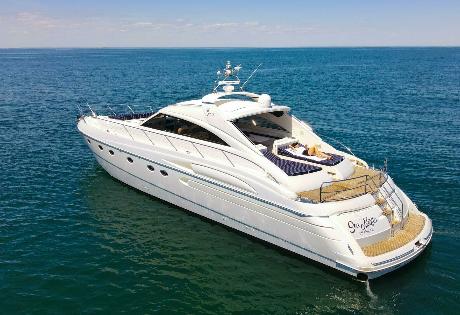 2002 Princess V65 - Image 3