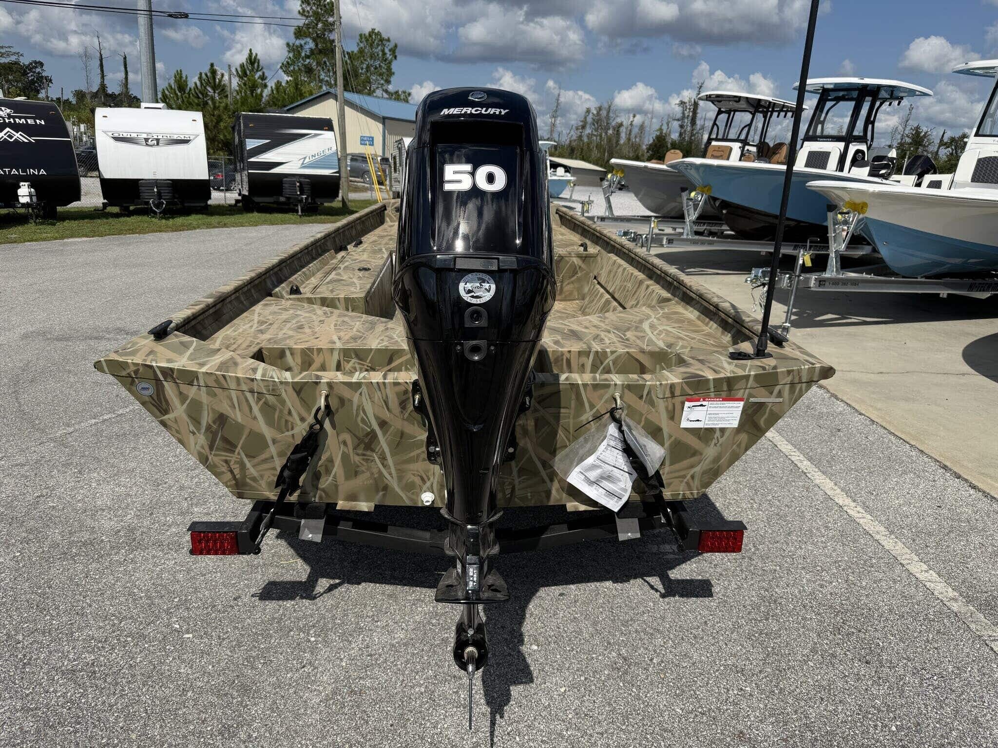 2026 Lowe Roughneck Tiller 1660 Deluxe - 3