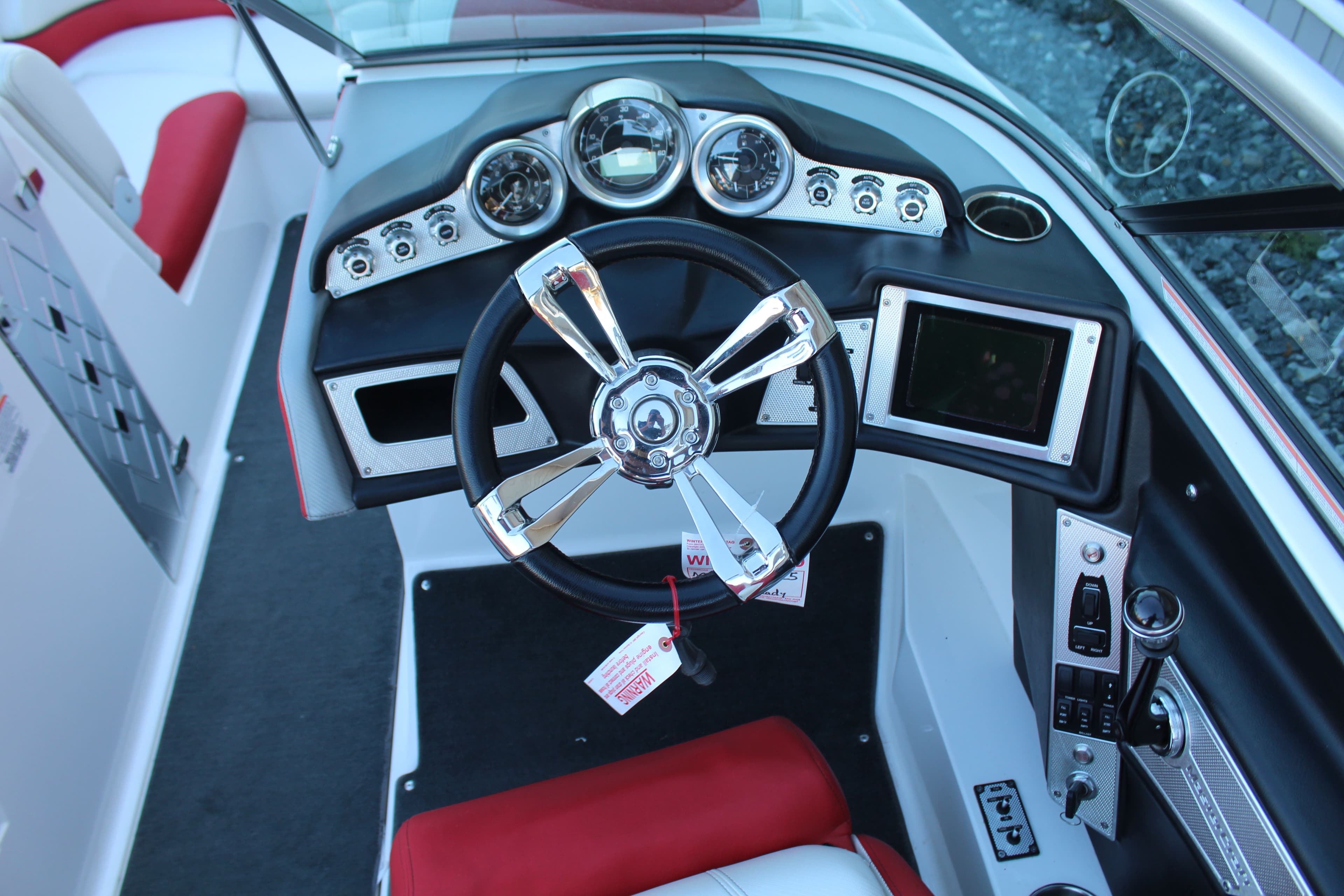 2012 MasterCraft X25 - 11