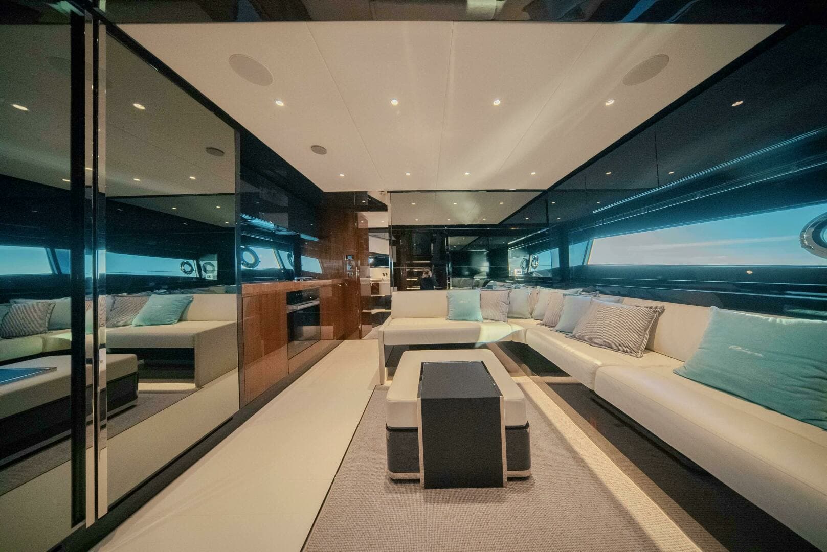 2023 Riva — - Image 46