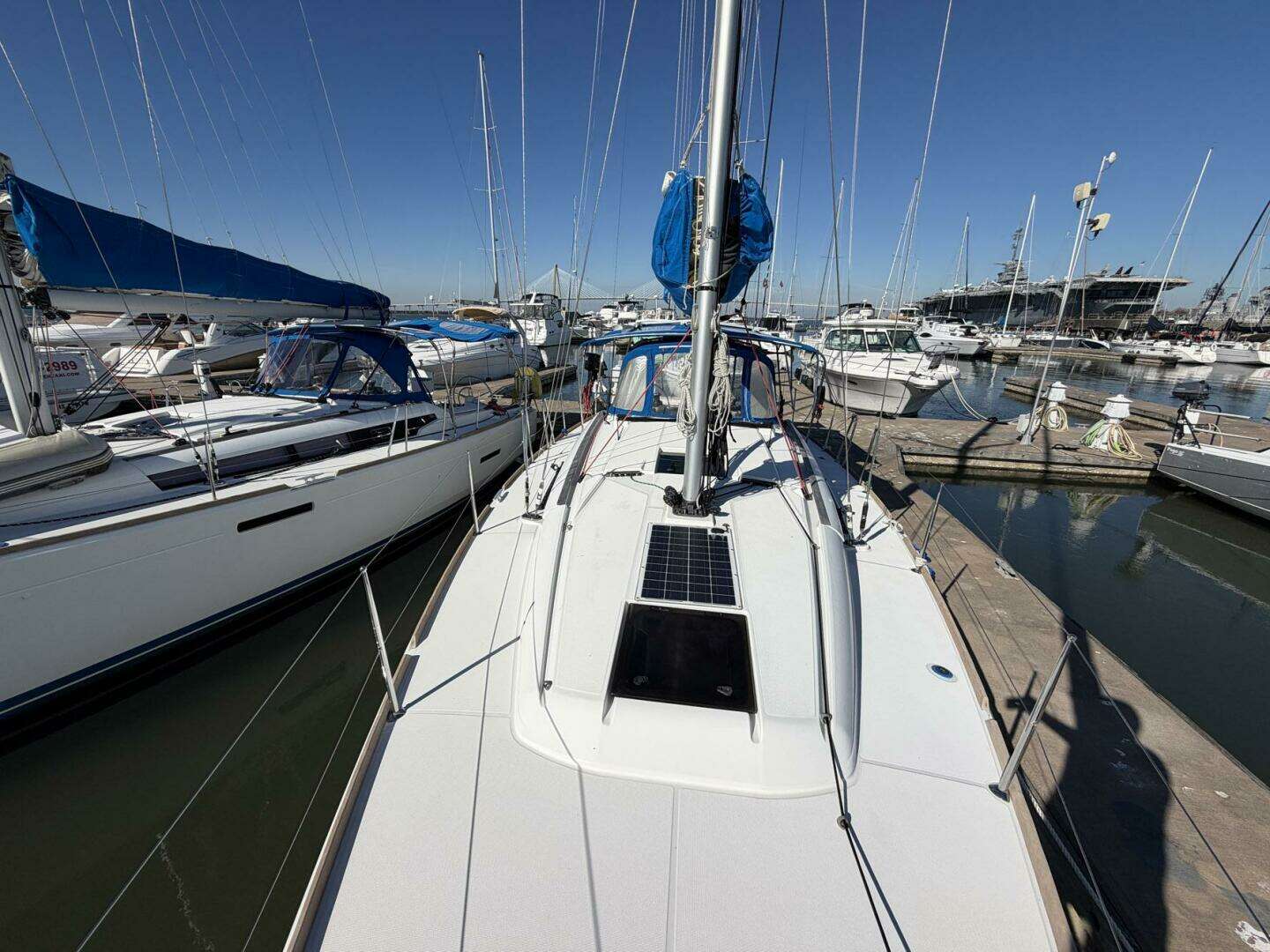 2018 Jeanneau Sun Odyssey 389 - Image 14
