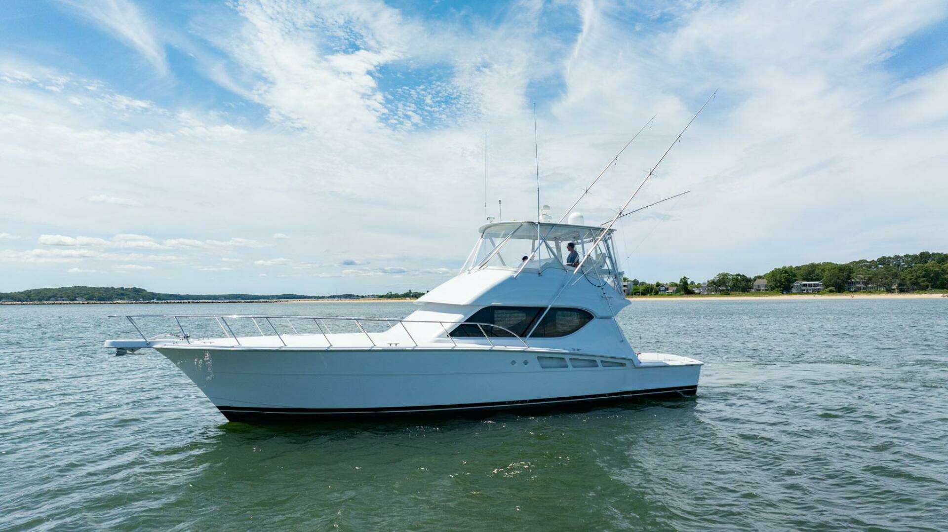 2001 Hatteras 50 Convertible - Image 4