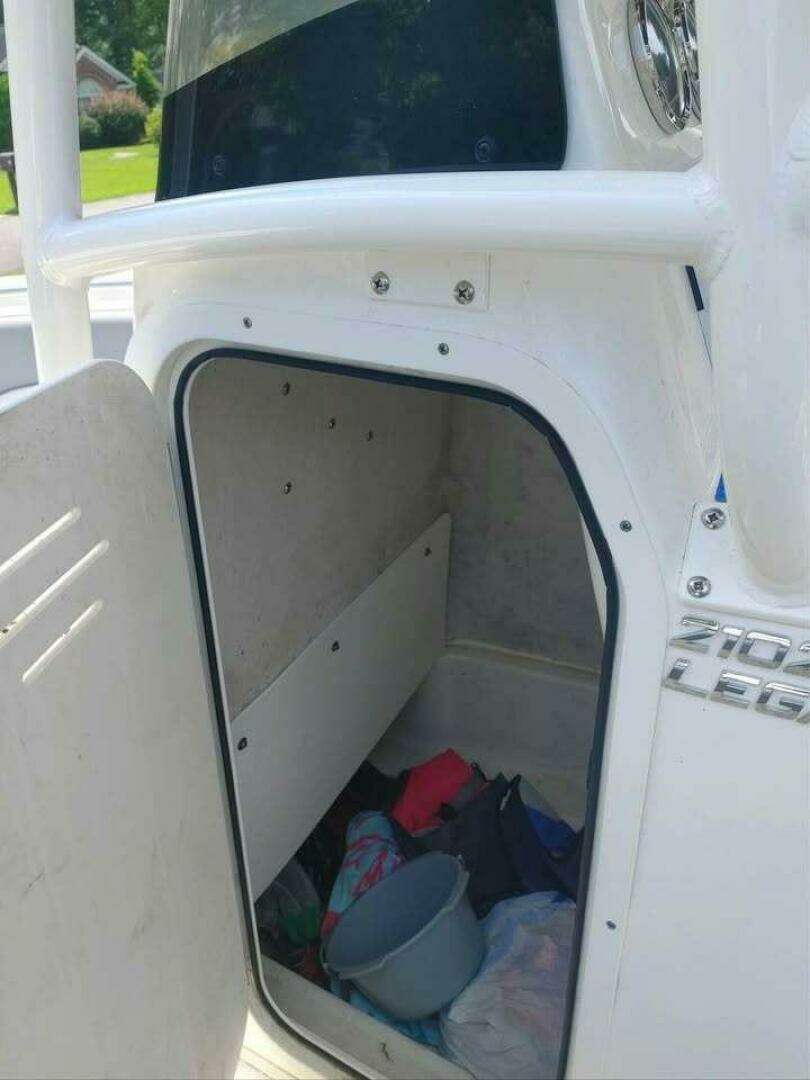 2022 NauticStar 2102 Legacy - Image 6