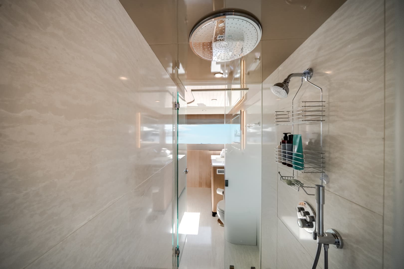 2025 Ocean Alexander 28L - Image 38