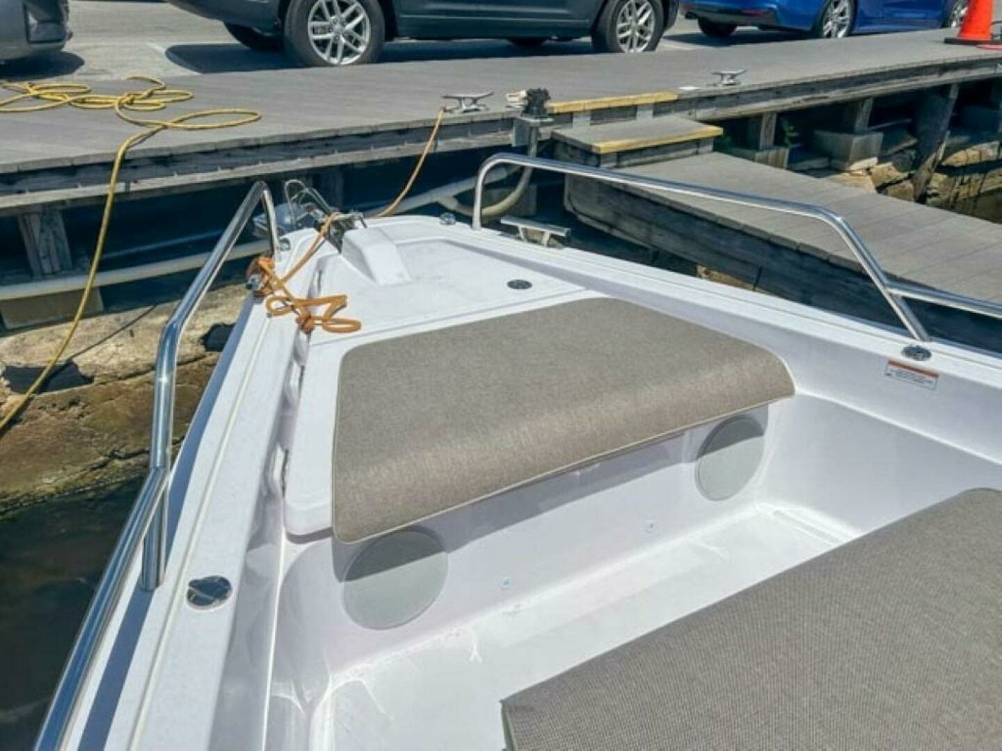 2024 Axopar 45 XC Cross Cabin - Image 7