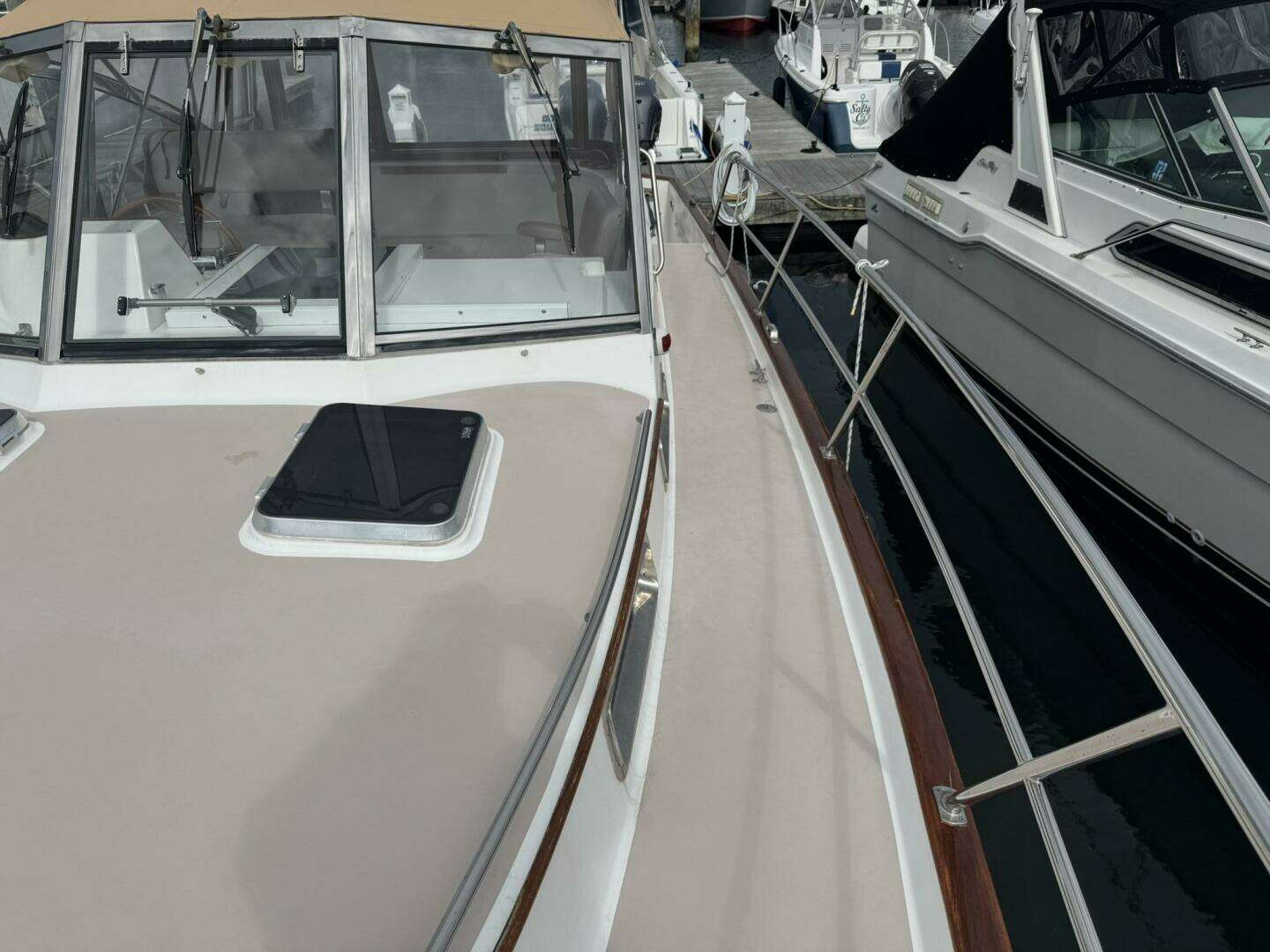 2001 Legacy Yachts Express - Image 45