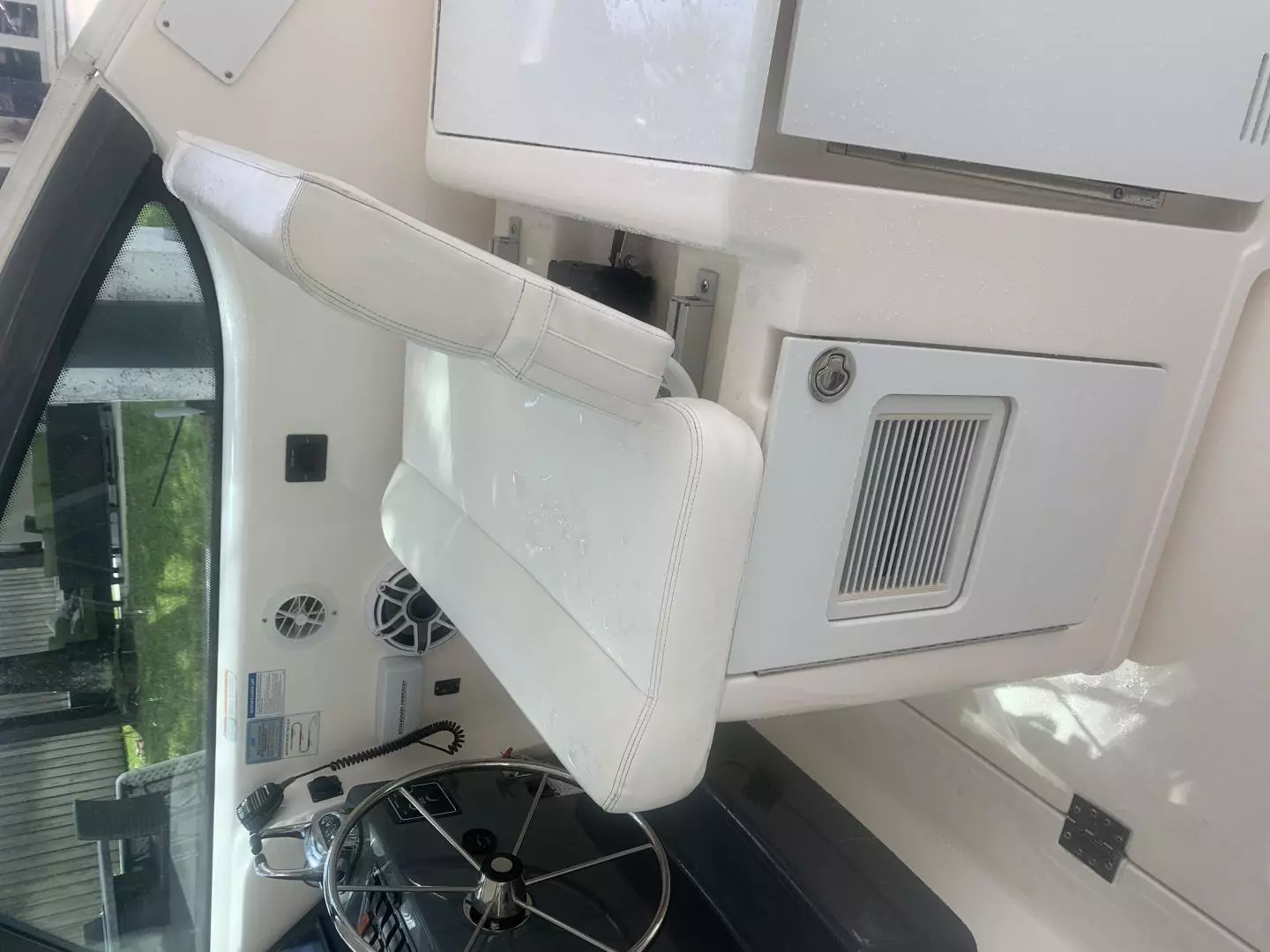 2008 Tiara Yachts 3800 Open - Image 11