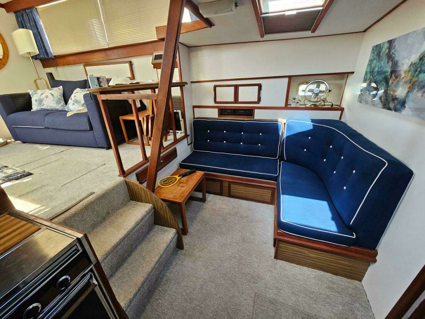 1977 Viking 43 Aft Cabin - Image 9