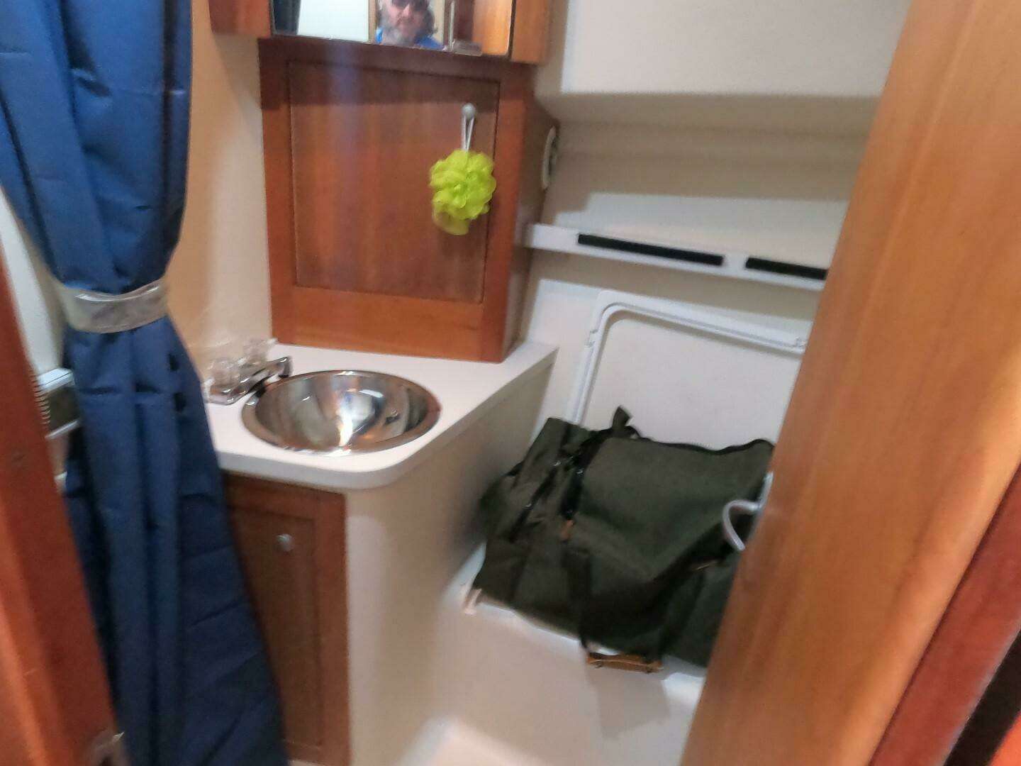 2002 Luhrs 34 Convertible - Image 20