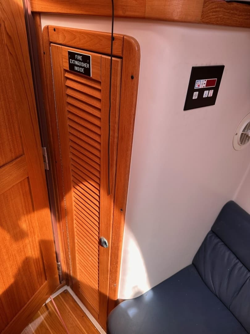 2002 Catalina 400 mkII - Image 37