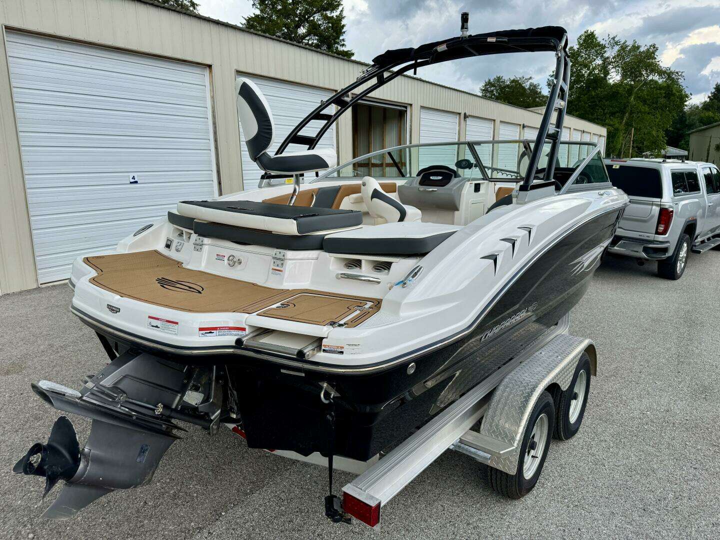 2023 Chaparral 21 SSi Ski & Fish - Image 16
