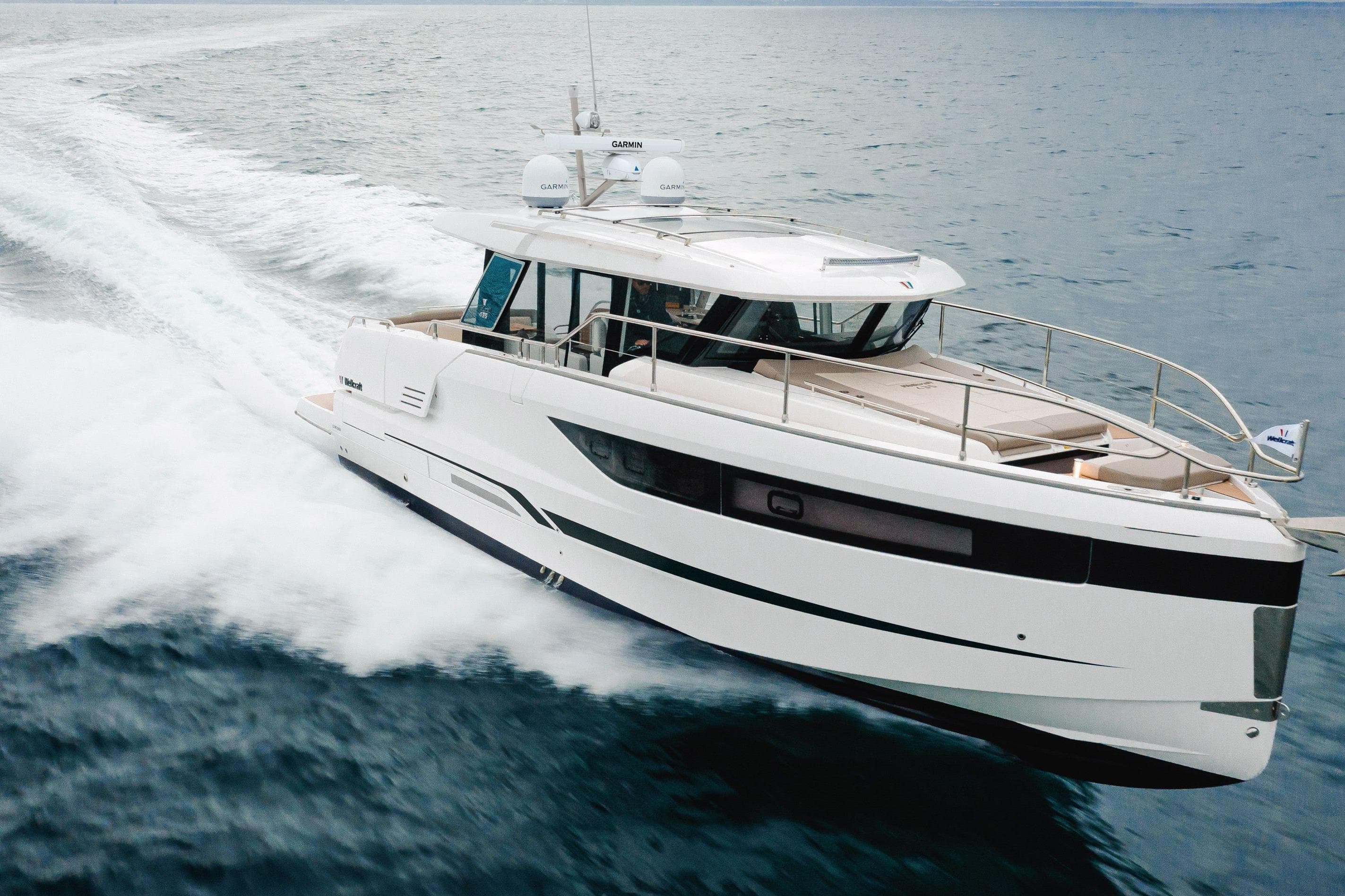 2026 Wellcraft 44 Explorer yacht cruising on open water.