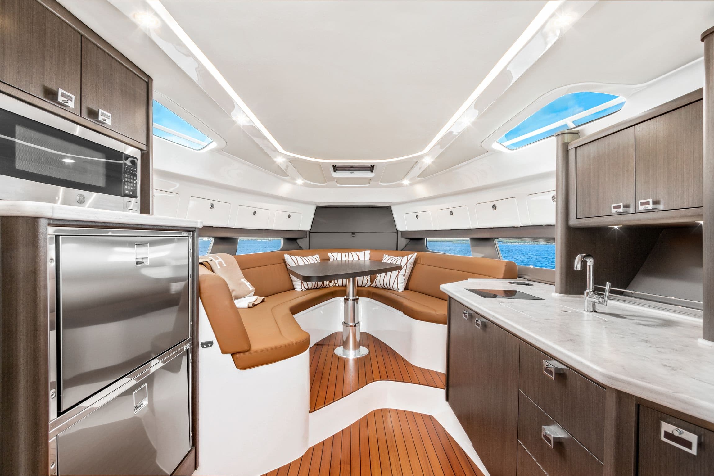 2021 Intrepid 438 Evolution - 31