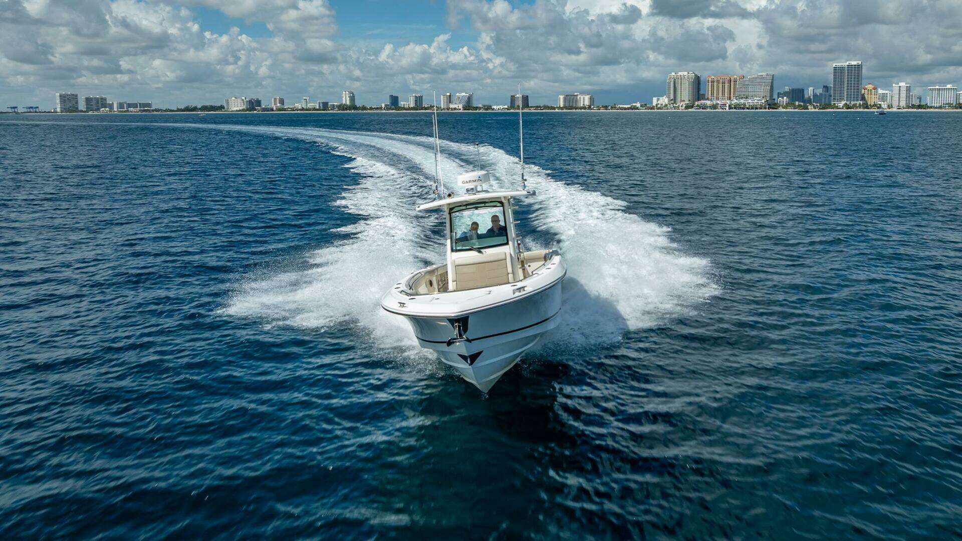 2017 Boston Whaler 330 Outrage - Image 17