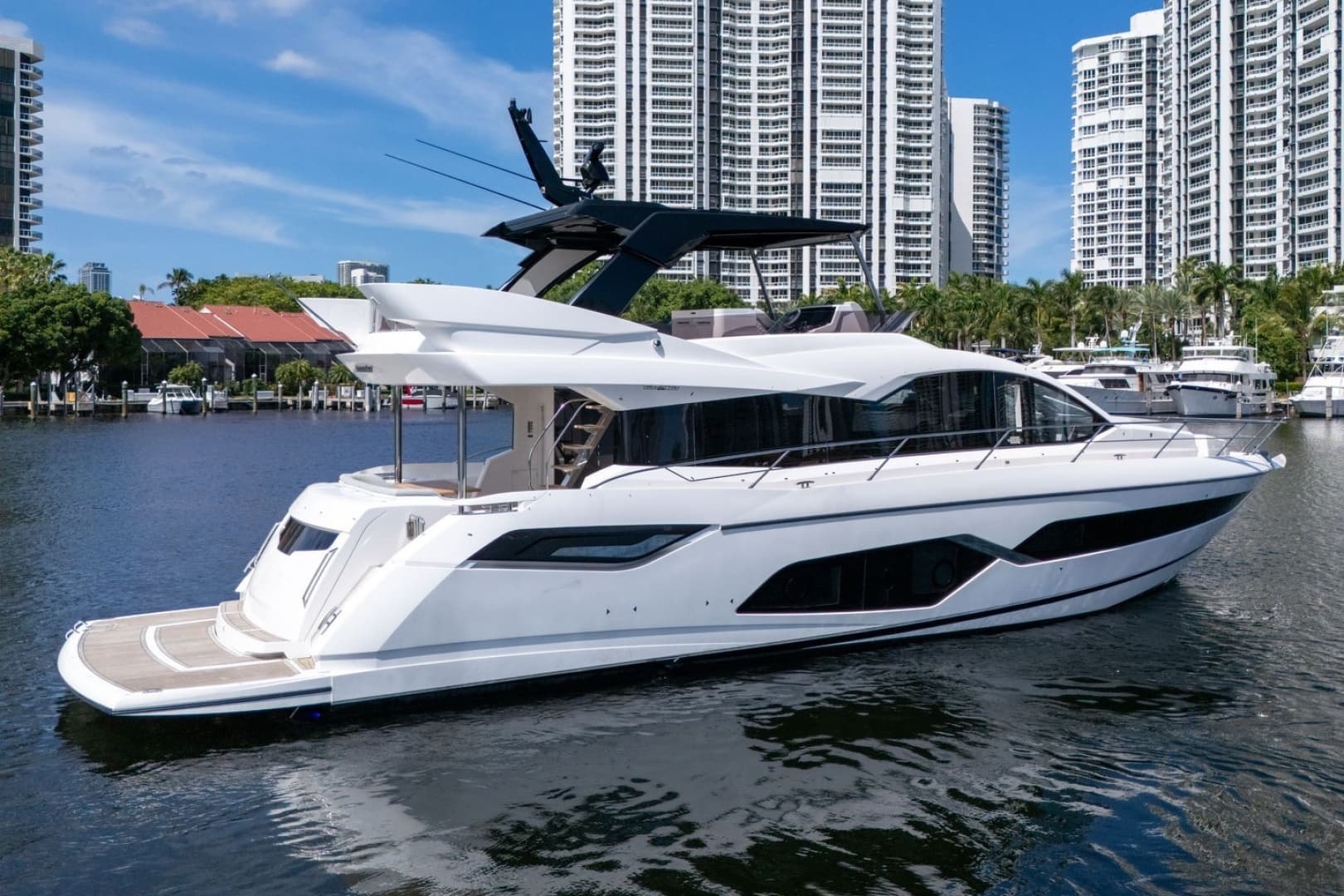 2023 Sunseeker Manhattan 68 - Image 2