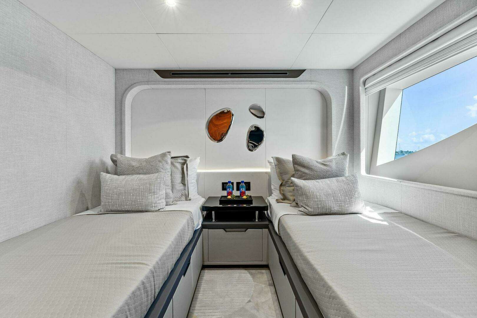 2027 Aquitalia Yachts Flybridge - Image 41