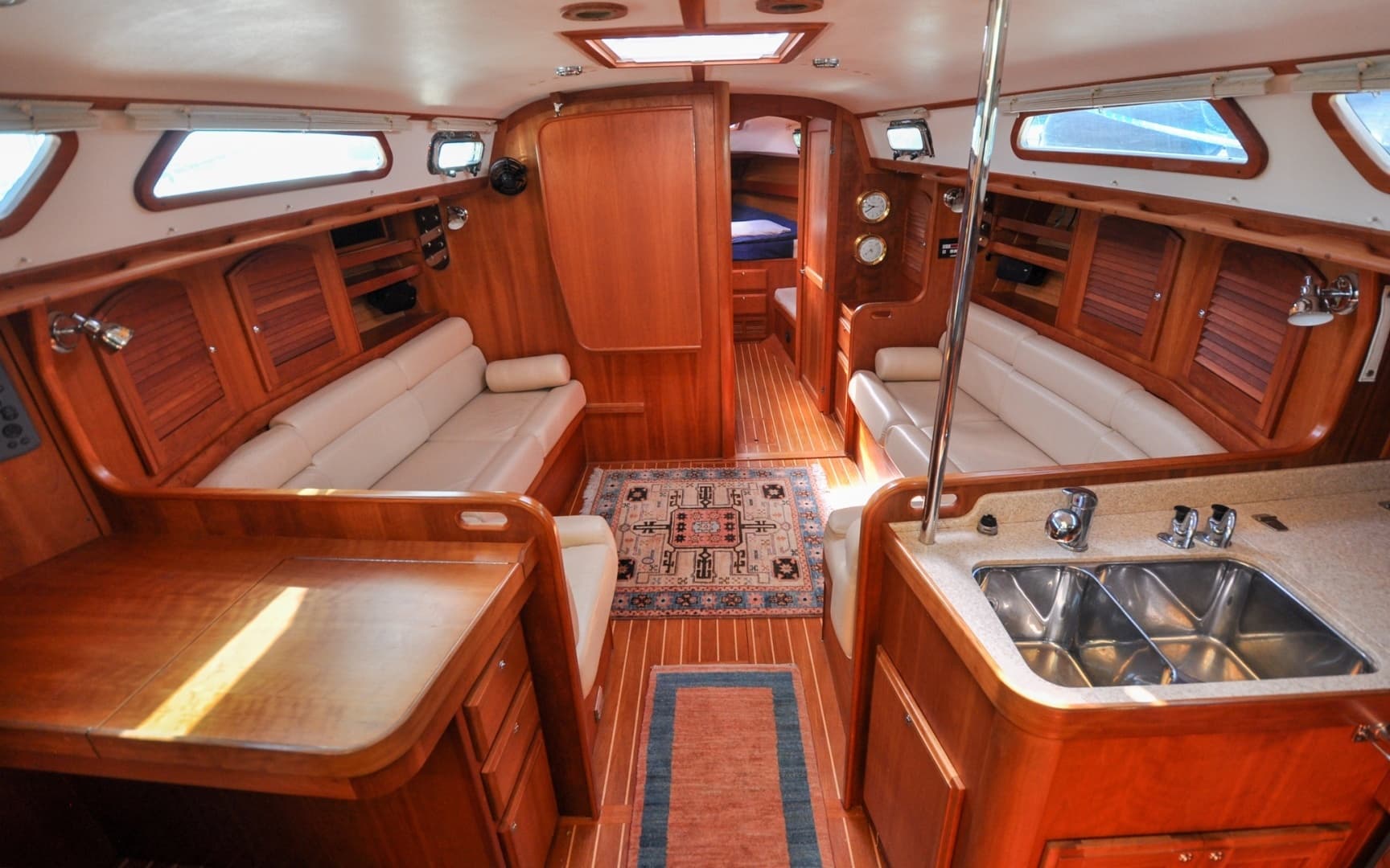 2004 Sabre 426 - Image 44