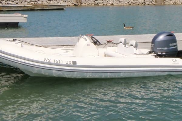 2023 Zodiac Yachtline 490