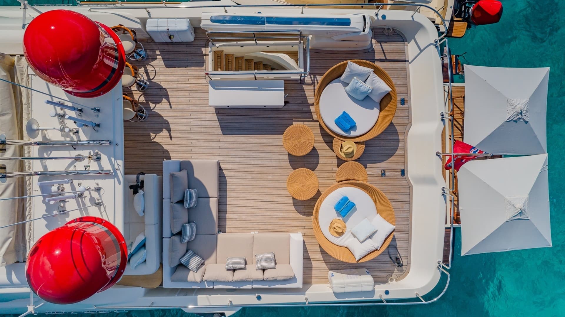 2012 Custom Line Raised Pilothouse - Image 6