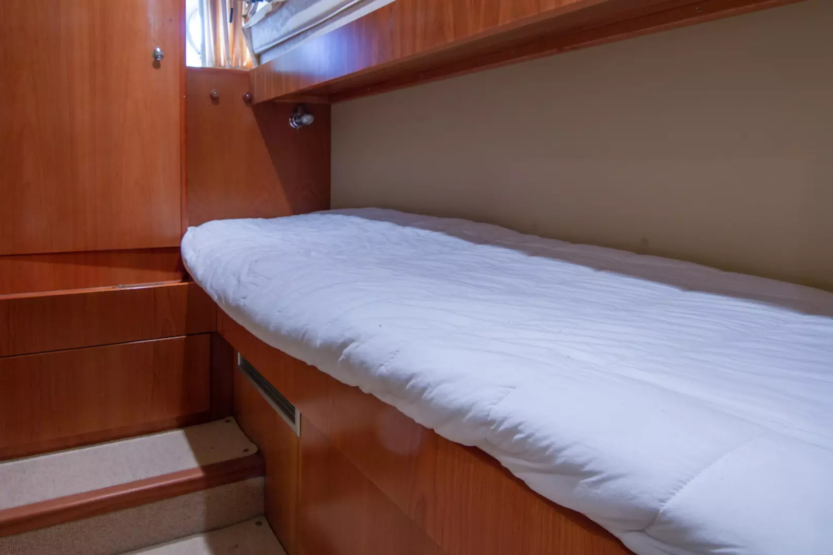 2005 Ferretti Yachts 76 - Image 54