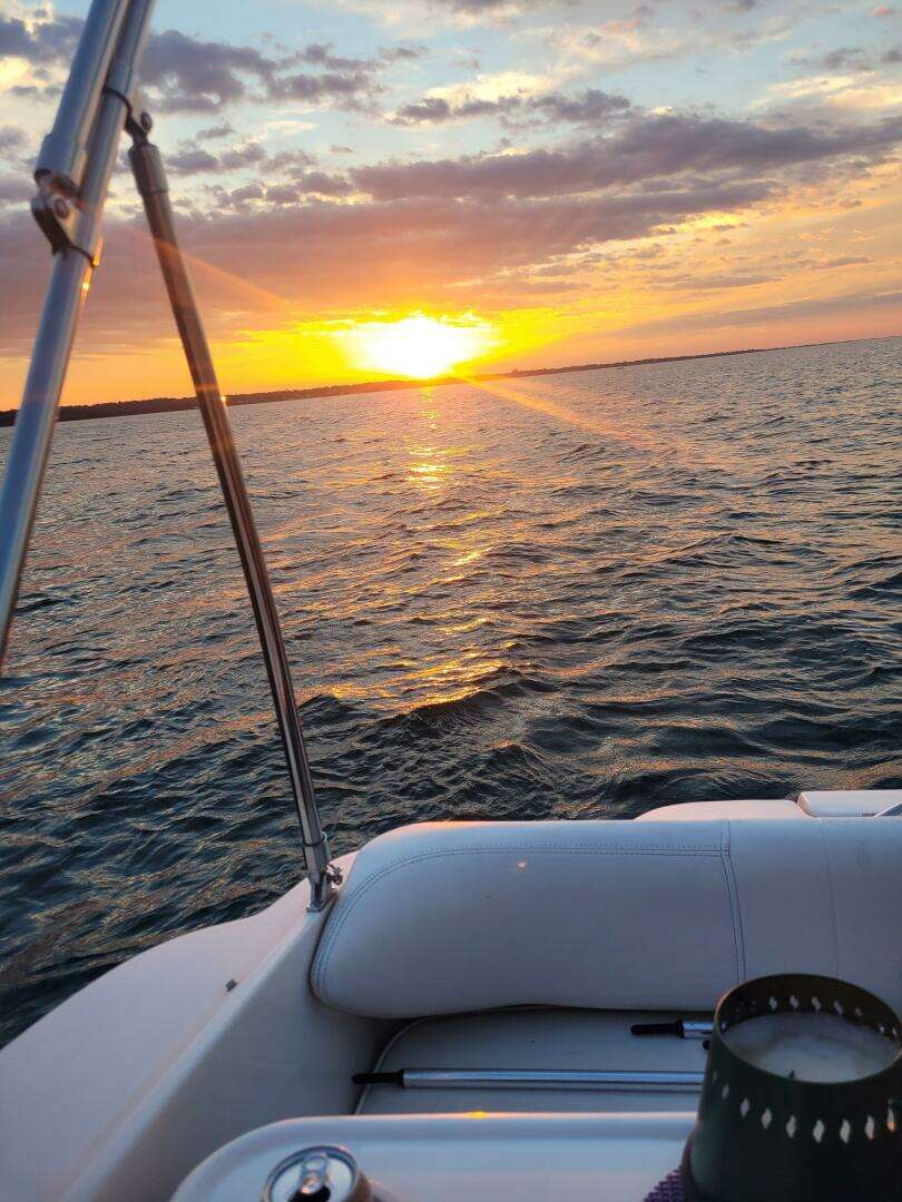 2000 Sea Ray 290 - Image 52