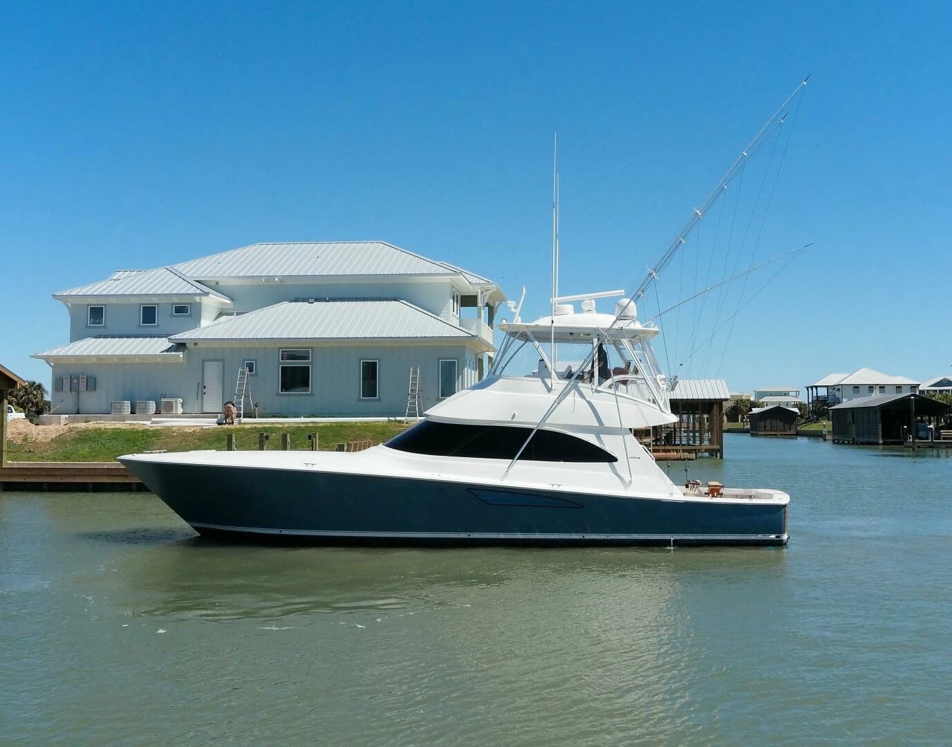 2017 Viking 52 Convertible - Image 52