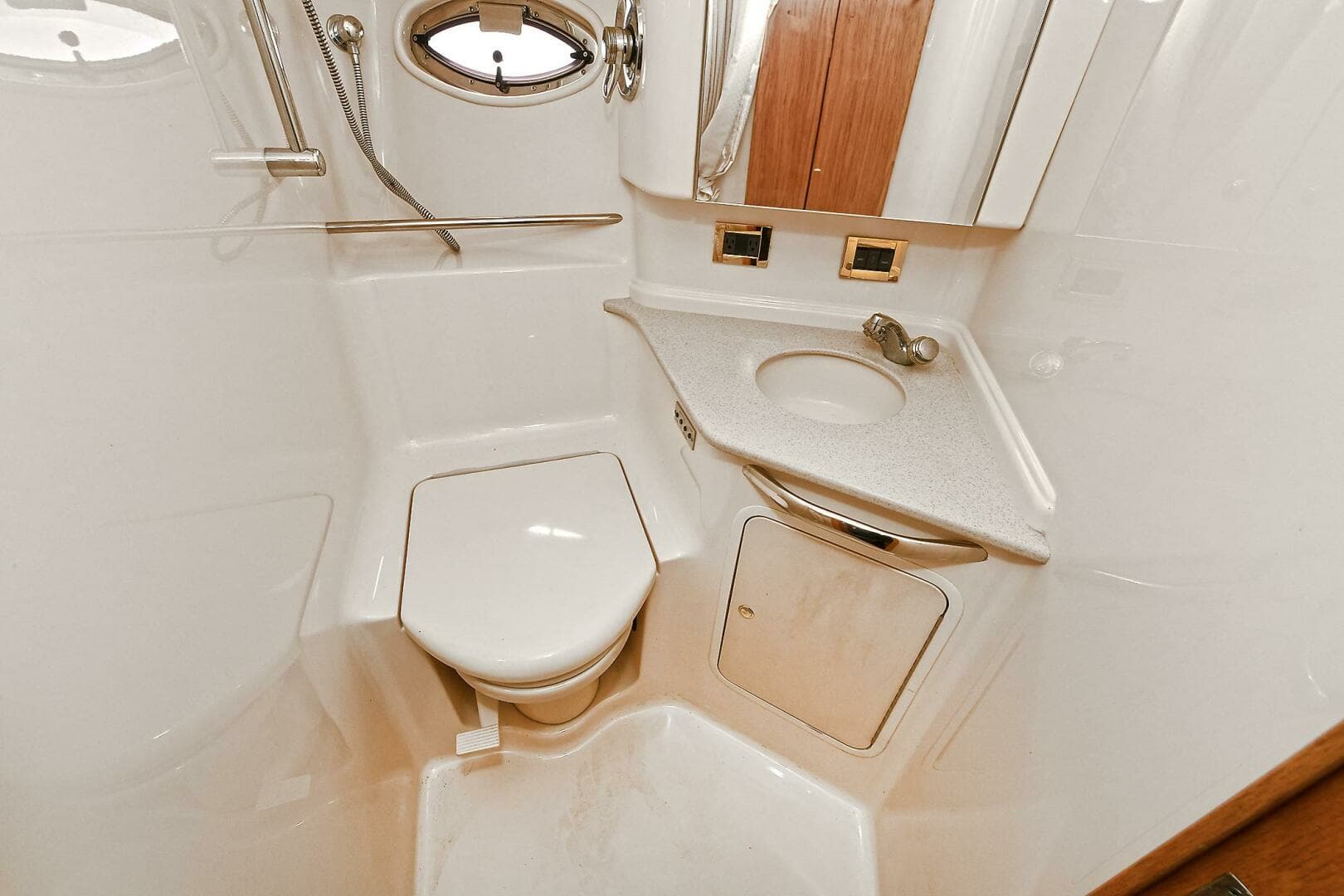 2000 Sea Ray 460 Sundancer - Image 35