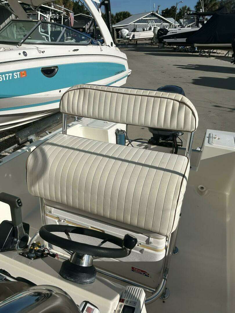 2001 Key West 1900 Sportsman - Image 19