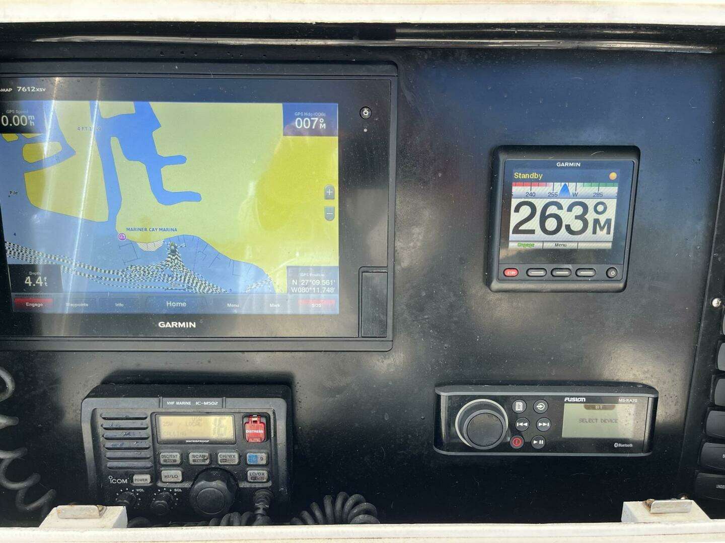 2006 Regulator 32 Center Console - Image 16