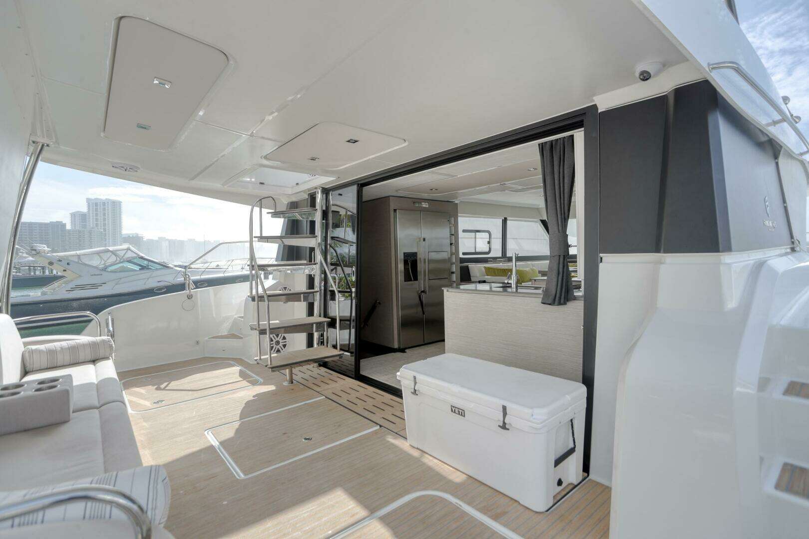 2022 Fountaine Pajot MY6 - Image 87