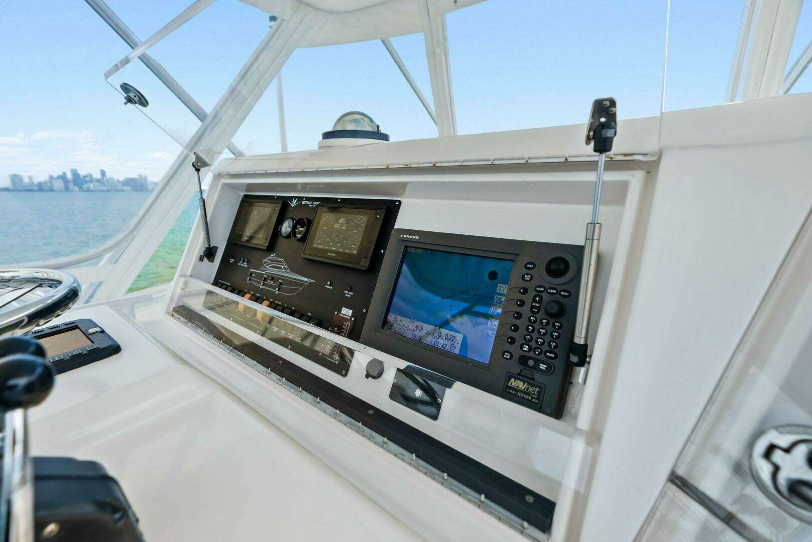 2006 Bertram Convertible - Image 27