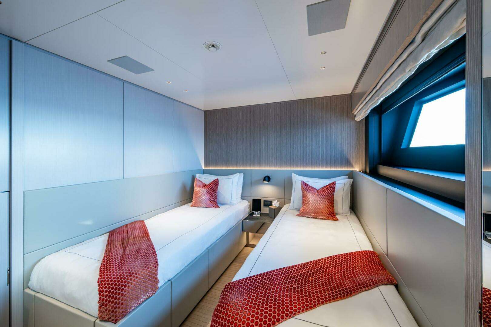 2023 Benetti 34M OASIS - Image 67