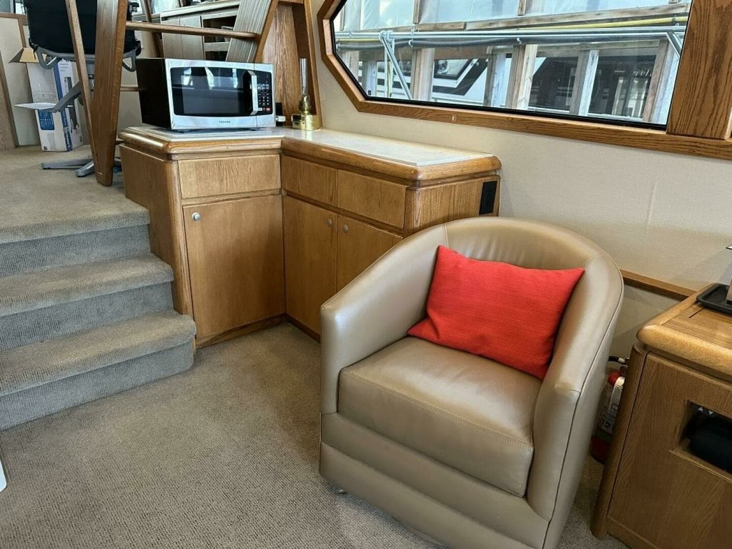 1993 West Bay Pilothouse - Image 10