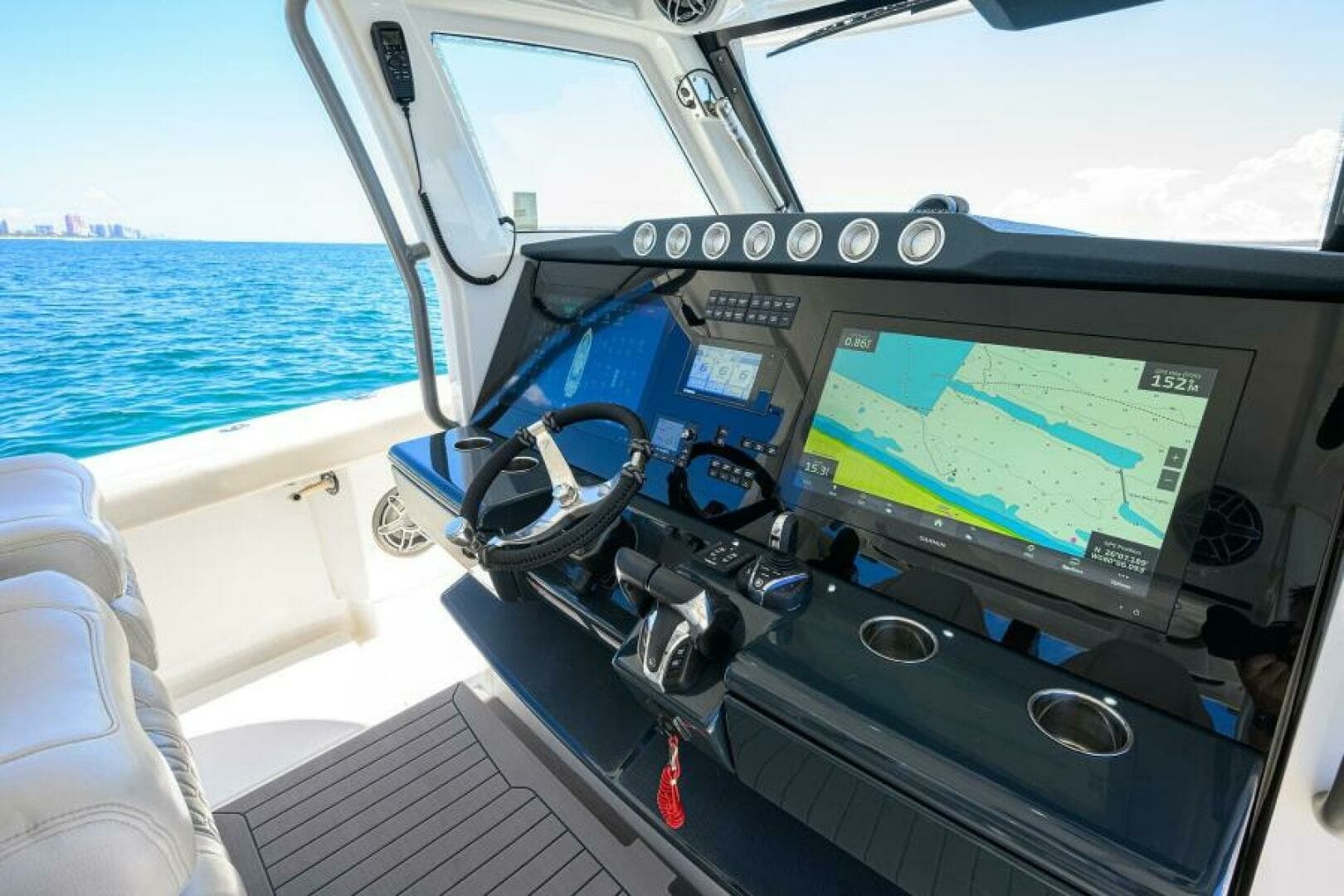 2021 Solace Center Console - Image 20