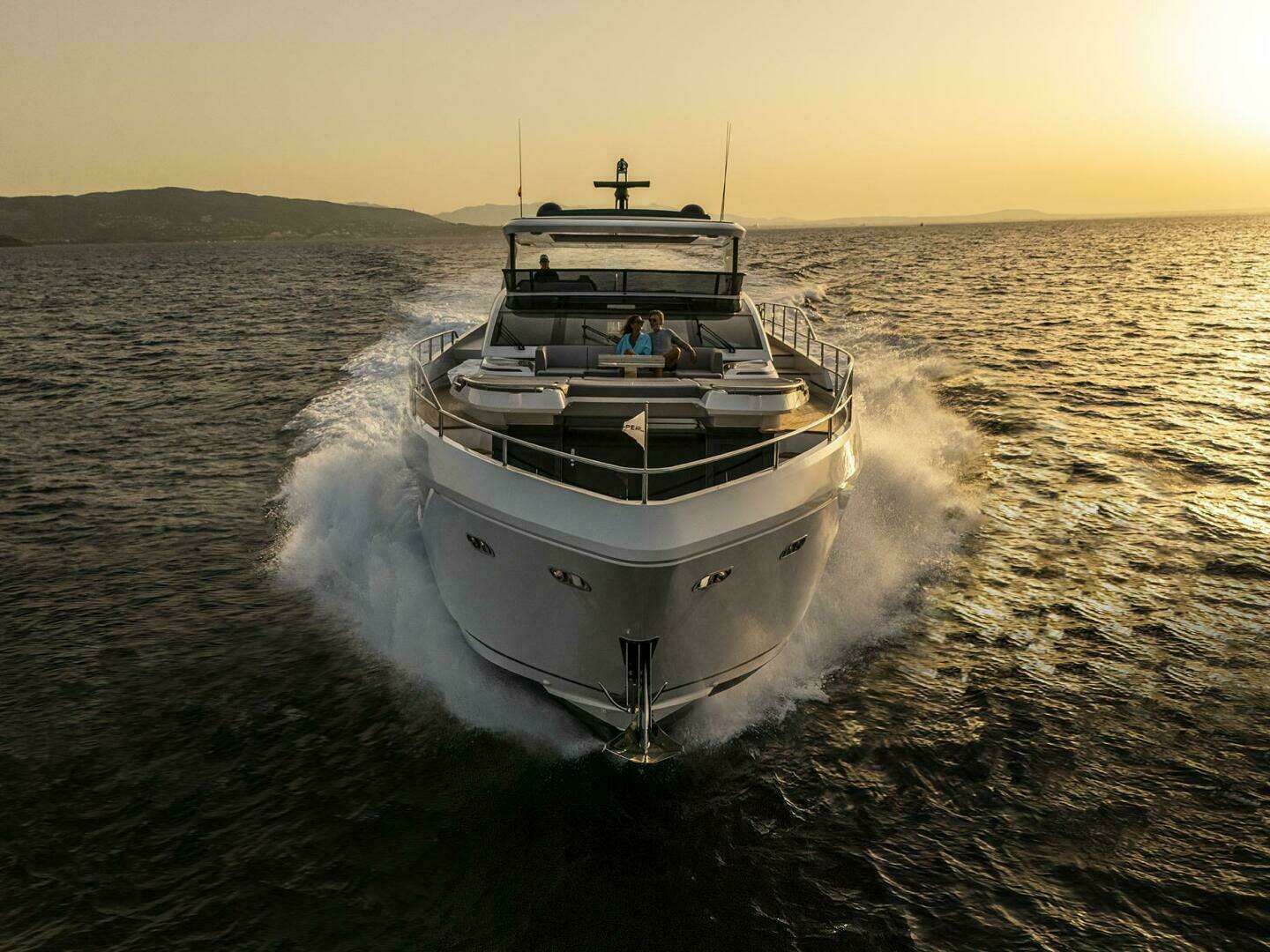2026 Pearl 82 - Image 2