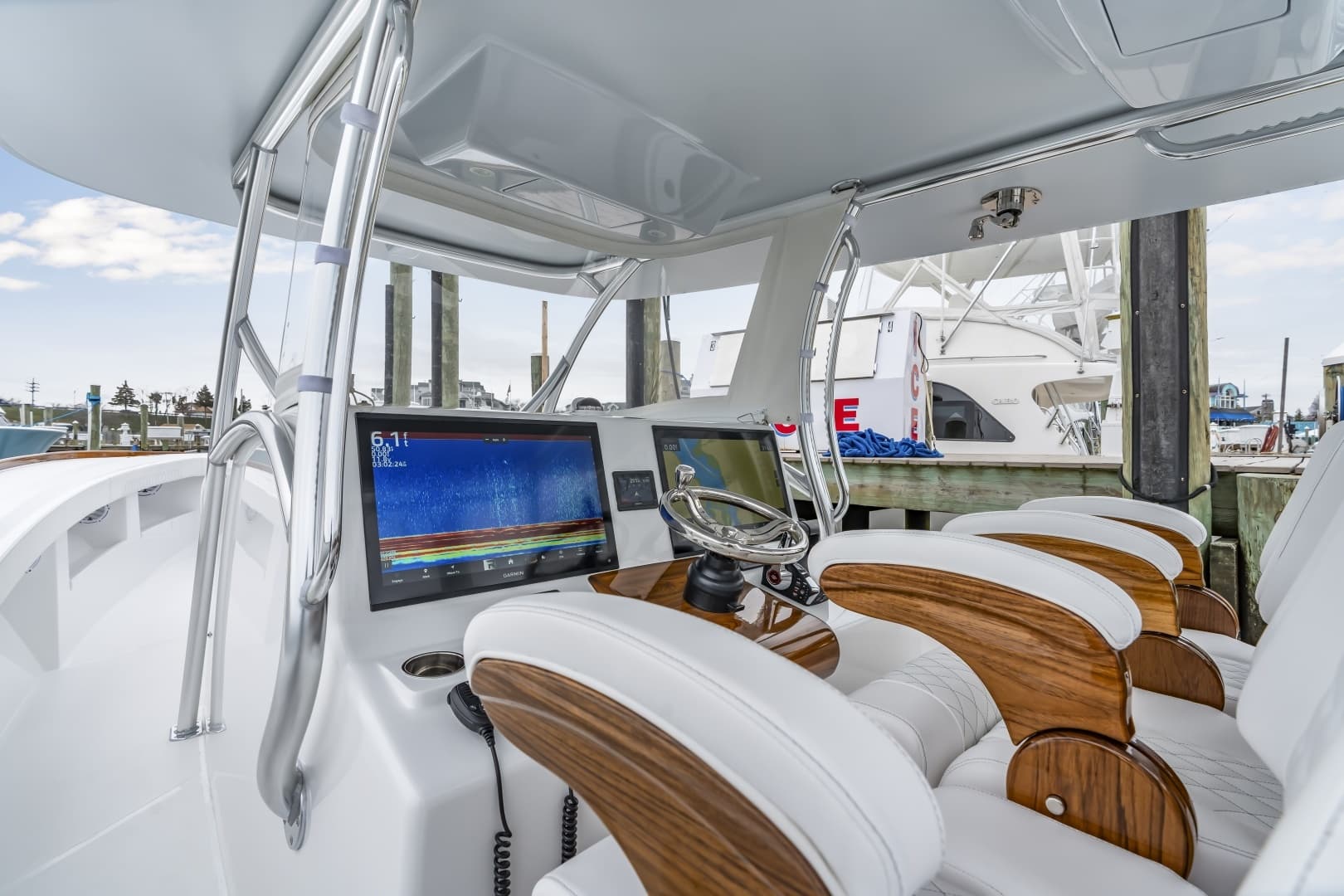 2026 Front Runner 39 Center Console - Image 49