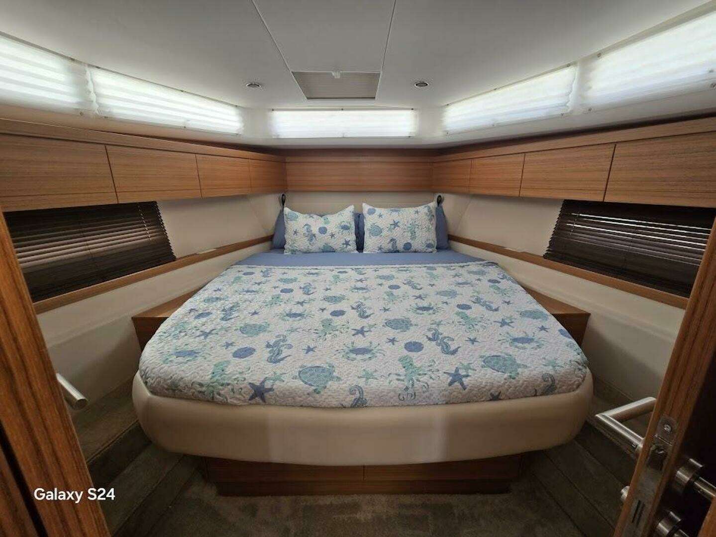 2022 Greenline 39 Hybrid - Image 15