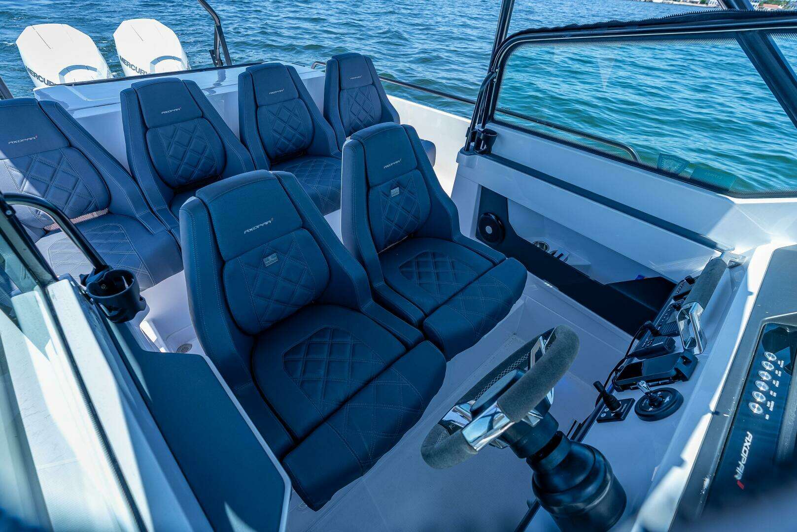 2022 Axopar 28 T-Top Brabus - Image 47
