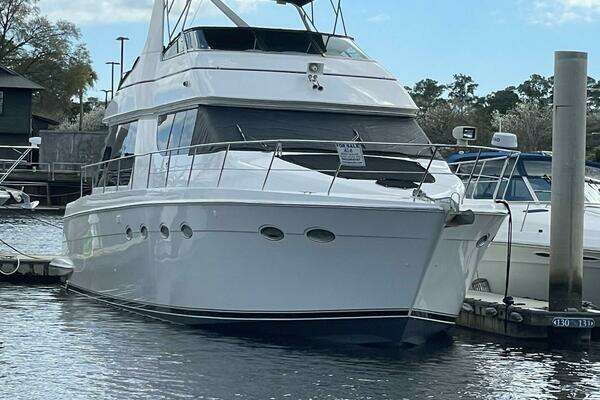 1998 Carver 53 Voyager - Image 1