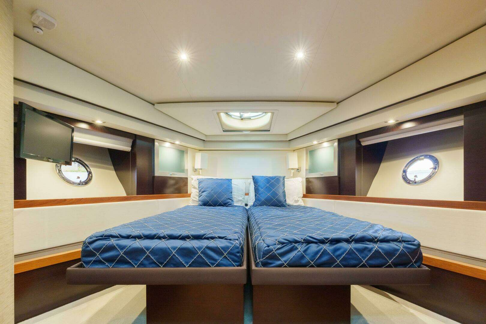 2017 Tiara Yachts C53 Coupe - Image 26