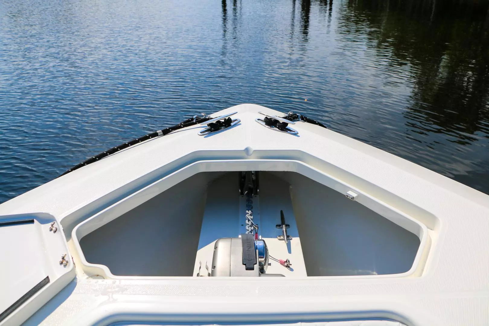 2016 SeaVee 390Z - Image 18