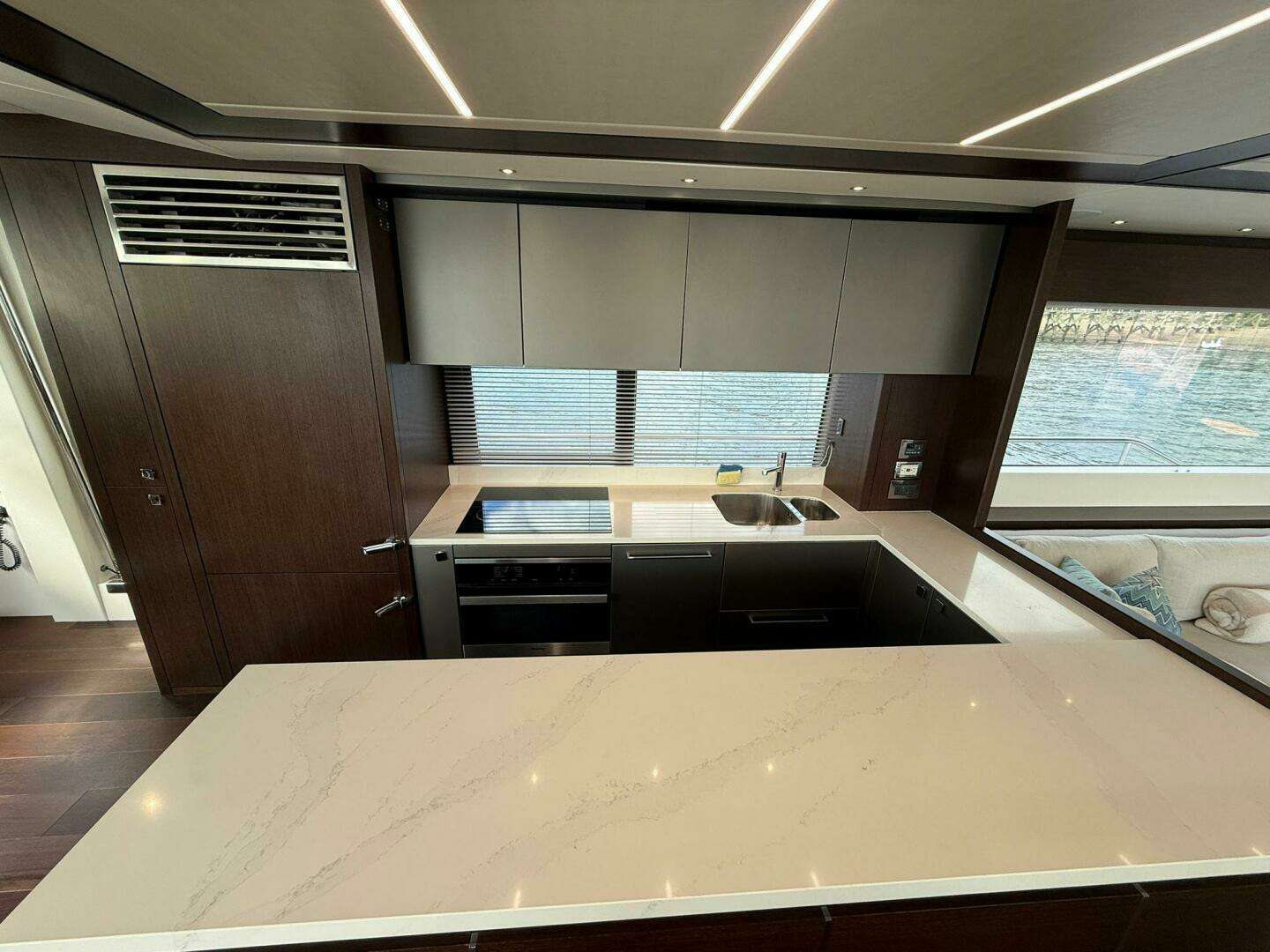 2021 Sunseeker 76 Yacht - Image 25