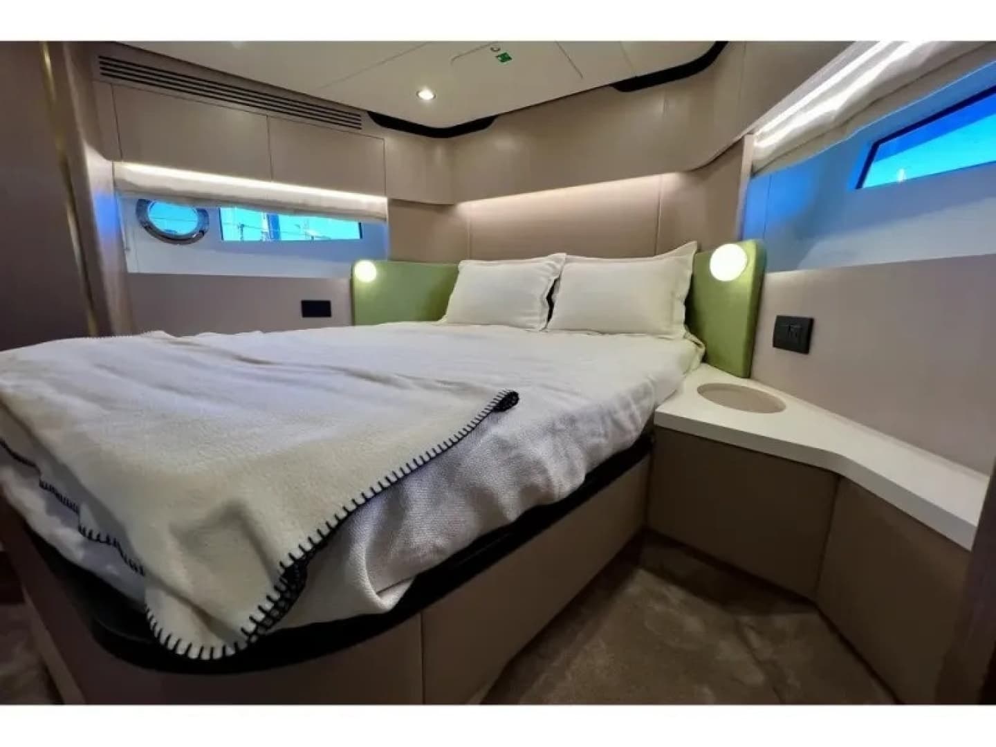 2024 Azimut FLY 60 - Image 61