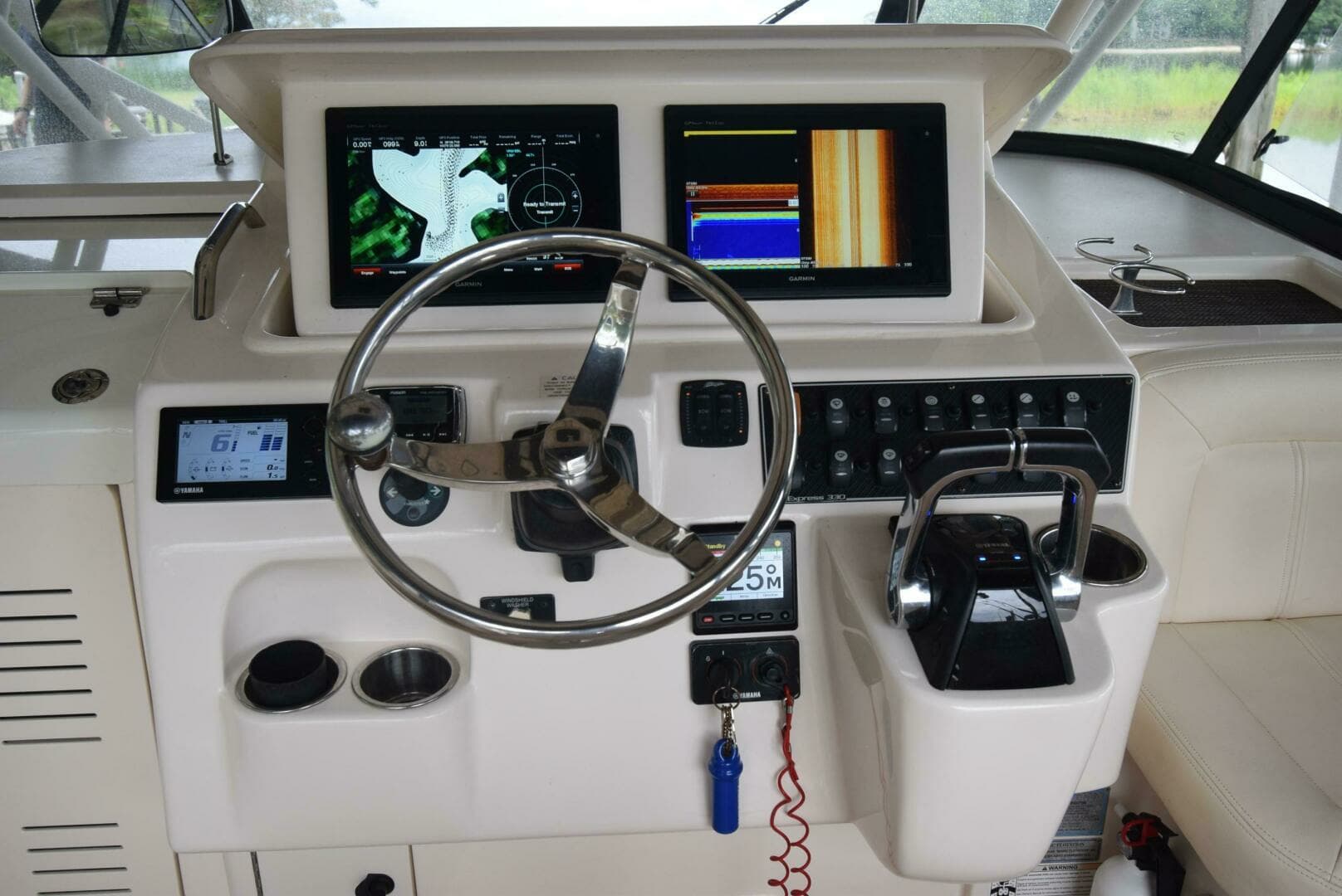 2016 Grady-White Express 330 - Image 32