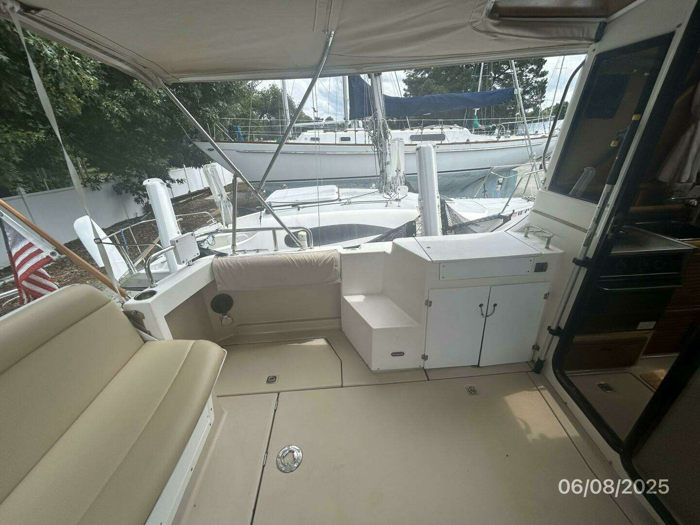 2012 Cutwater C28 - Image 16