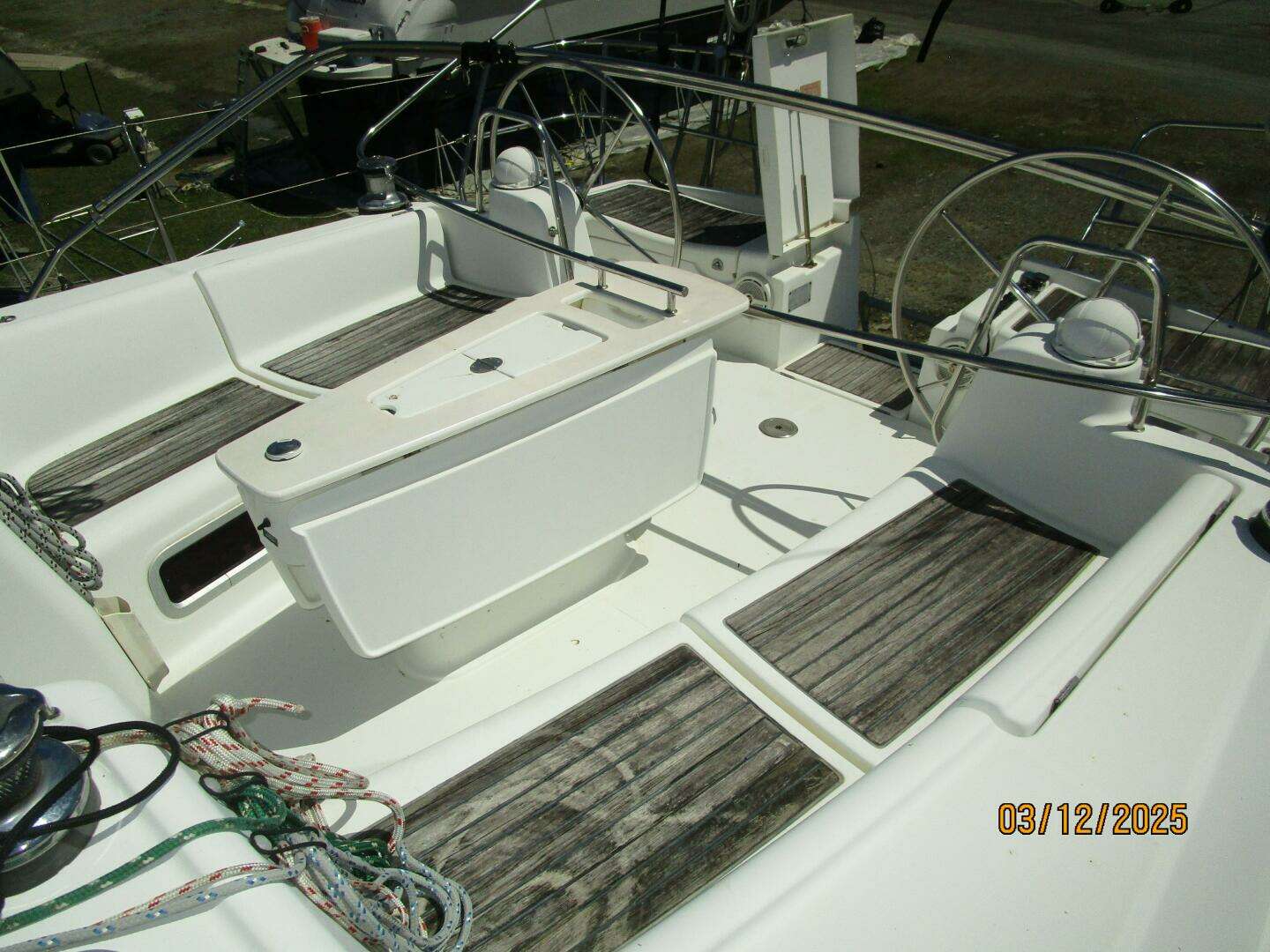 2010 Beneteau Oceanis 43 - Image 10