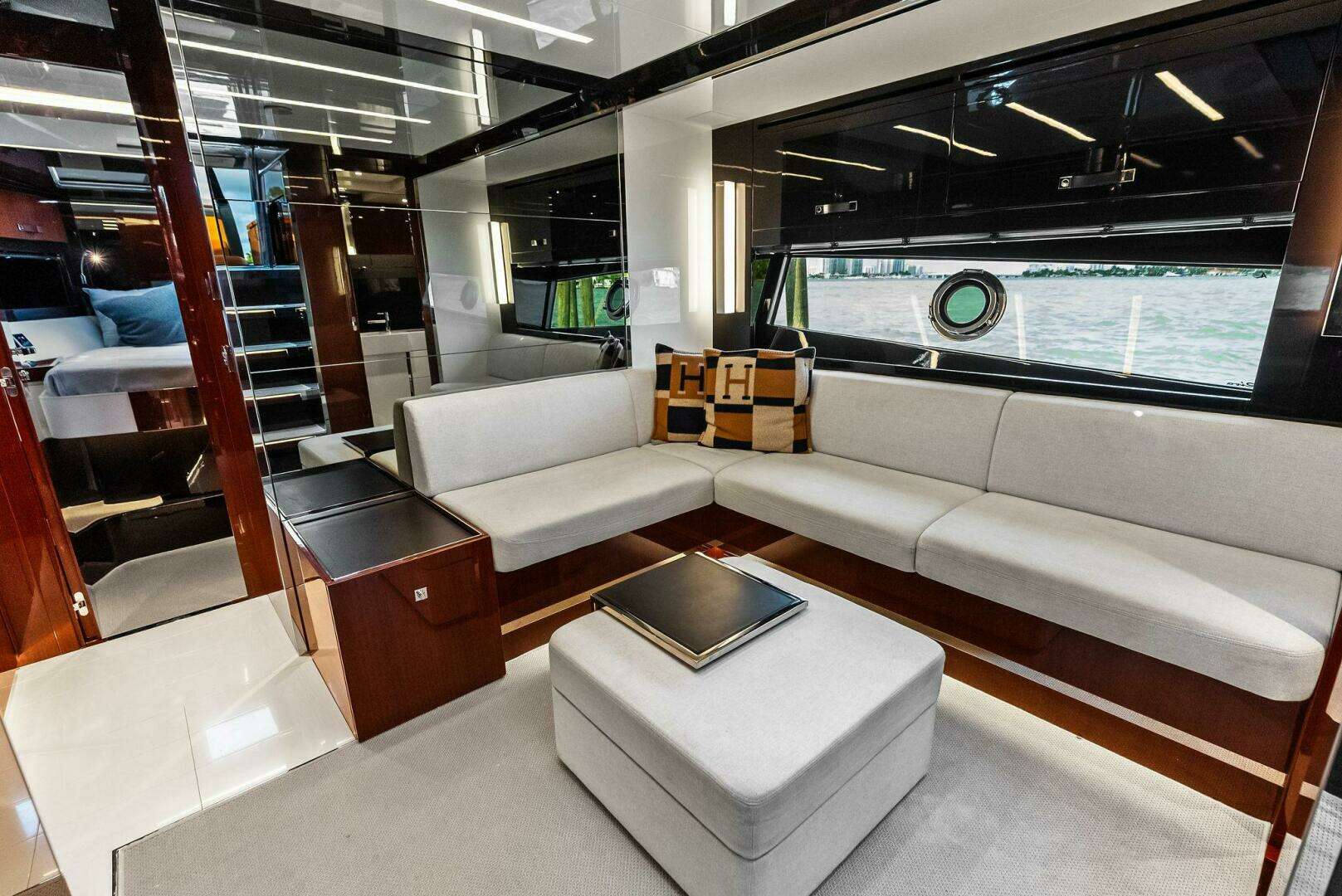 2021 Riva 56' Rivale - Image 42