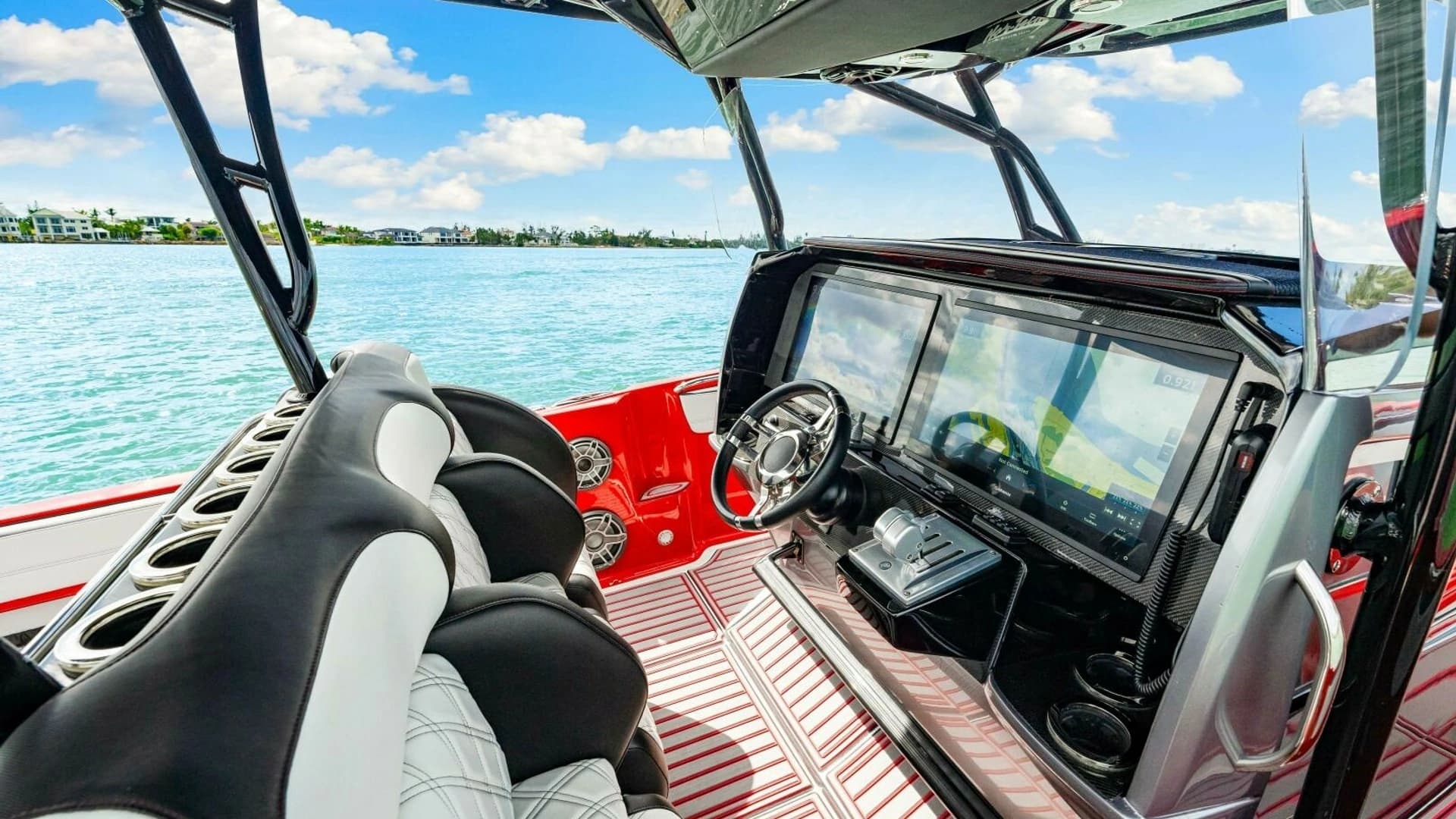 2022 Nor-Tech 390 SS - Image 2