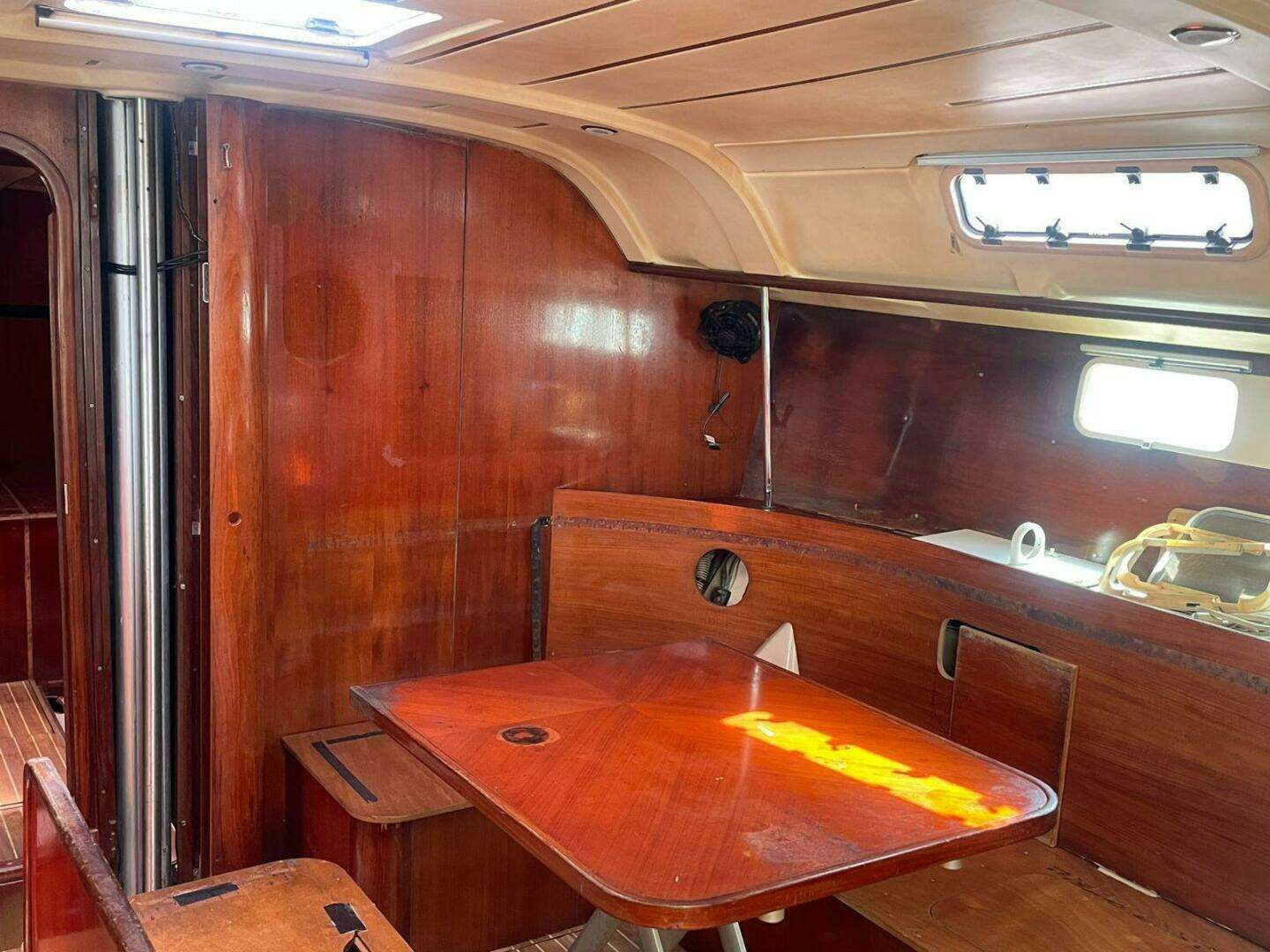 1991 Beneteau Oceanis 440 - Image 11