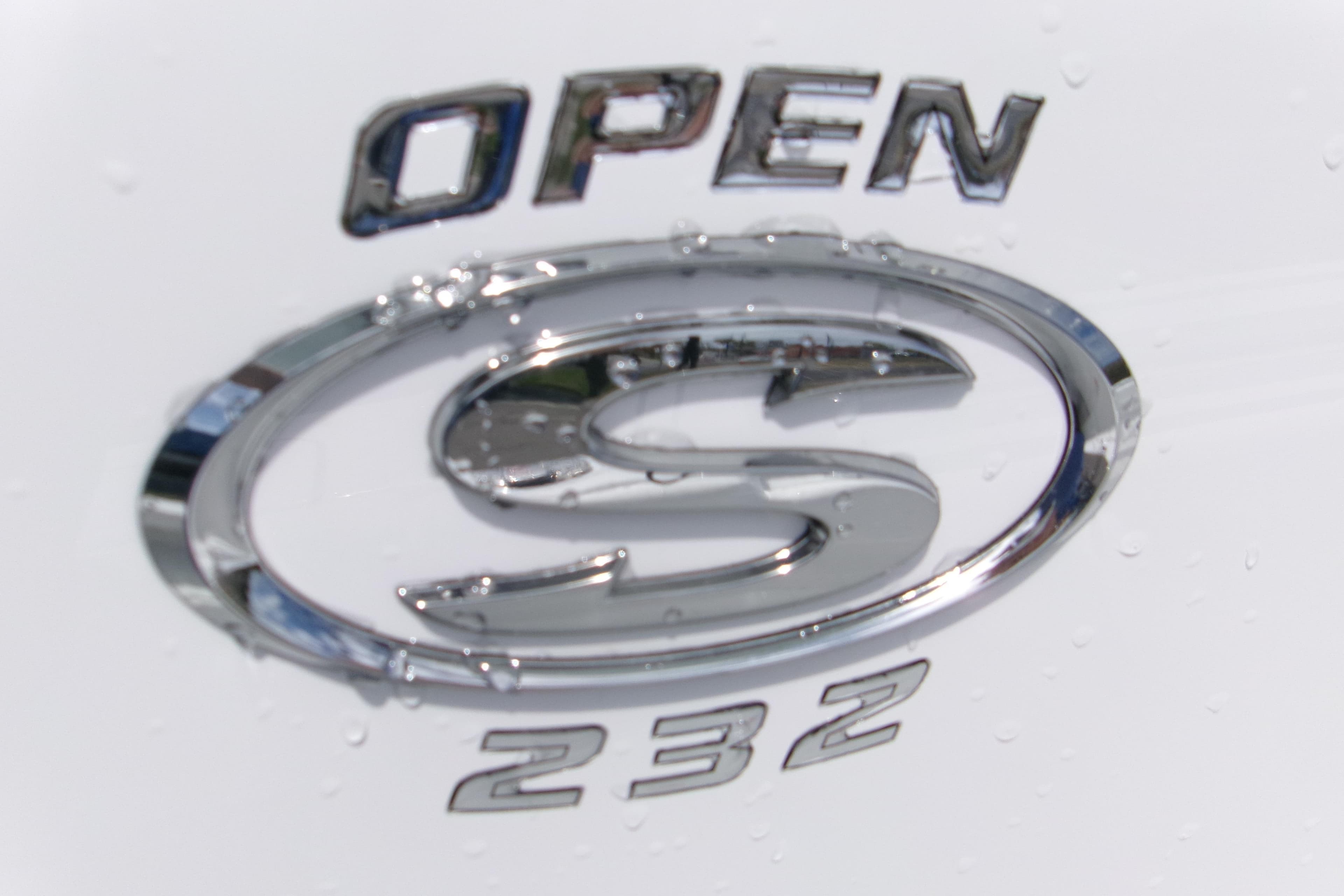 2026 Sportsman Open 232 Center Console logo with water droplets.